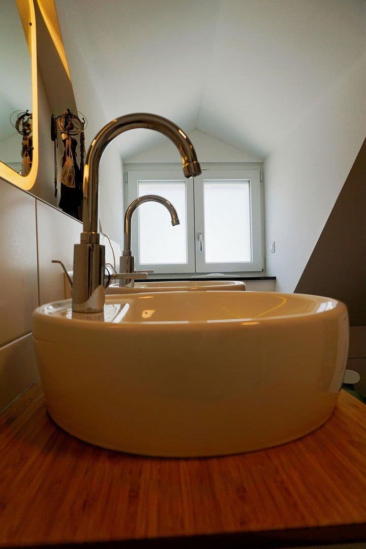 Pronájem bytu 2+kk 81 m², Graf-Lehndorff-Straße 9, München, Bavorsko Pronájem bytu 2+kk 81 m², Graf-Lehndorff-Straße 9, München, Bavorsko