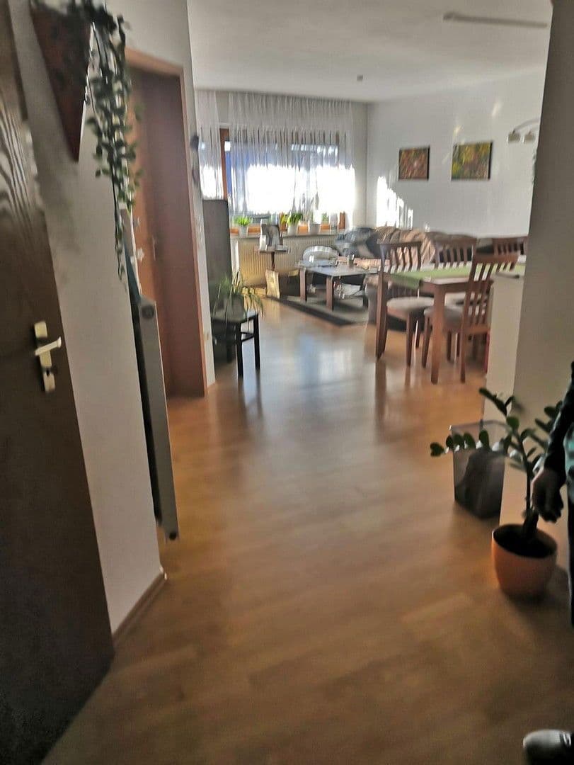 Prodej bytu 3+1 93 m², Kornstr 66, Neulußheim, Bádensko-Württembersko Prodej bytu 3+1 93 m², Kornstr 66, Neulußheim, Bádensko-Württembersko
