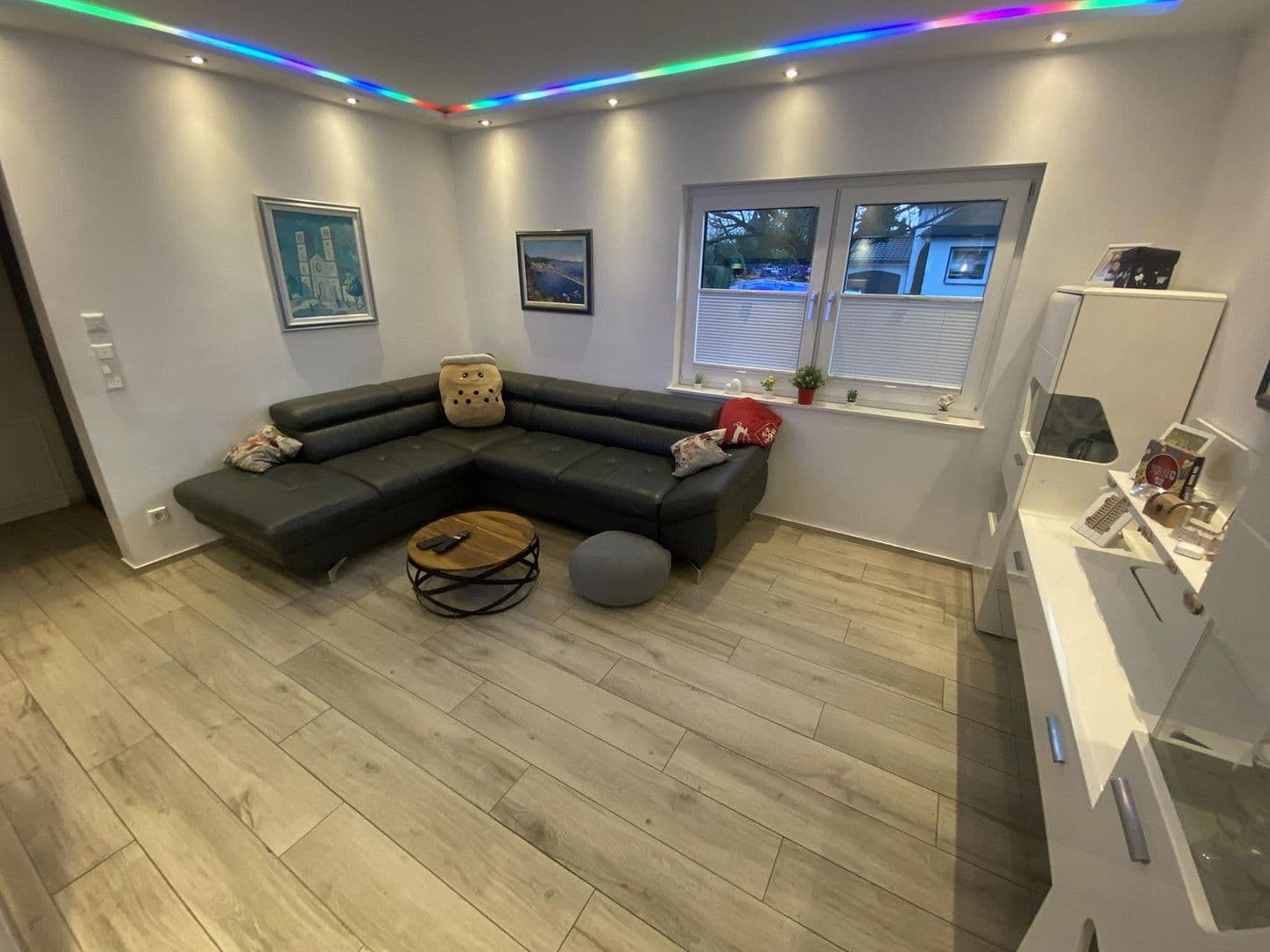 Prodej domu 120 m², pozemek 400 m², An der Schanzenbrücke 14, Duisburg, Severní Porýní-Vestfálsko Prodej domu 120 m², pozemek 400 m², An der Schanzenbrücke 14, Duisburg, Severní Porýní-Vestfálsko