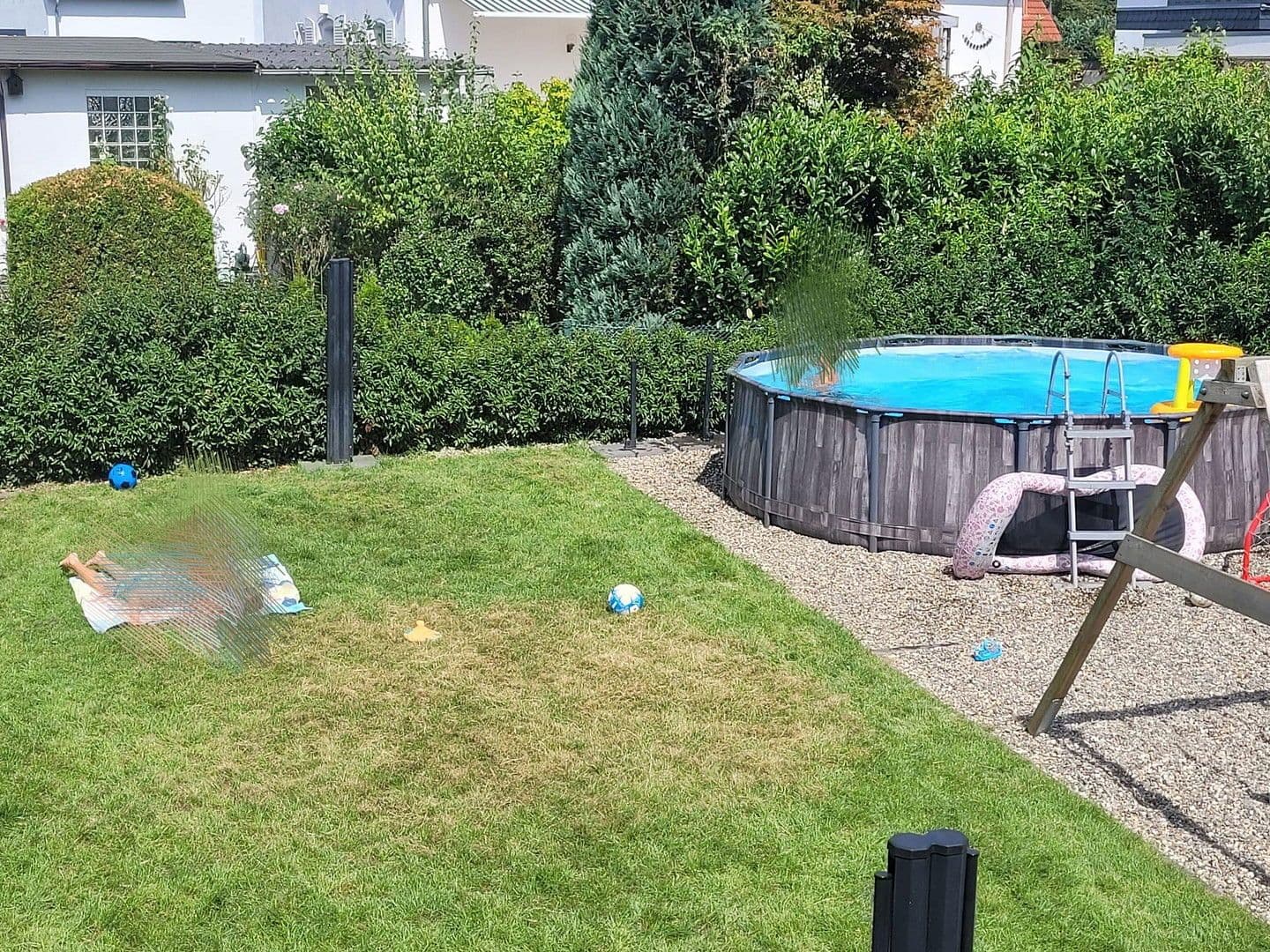 Prodej domu 120 m², pozemek 400 m², An der Schanzenbrücke 14, Duisburg, Severní Porýní-Vestfálsko Prodej domu 120 m², pozemek 400 m², An der Schanzenbrücke 14, Duisburg, Severní Porýní-Vestfálsko