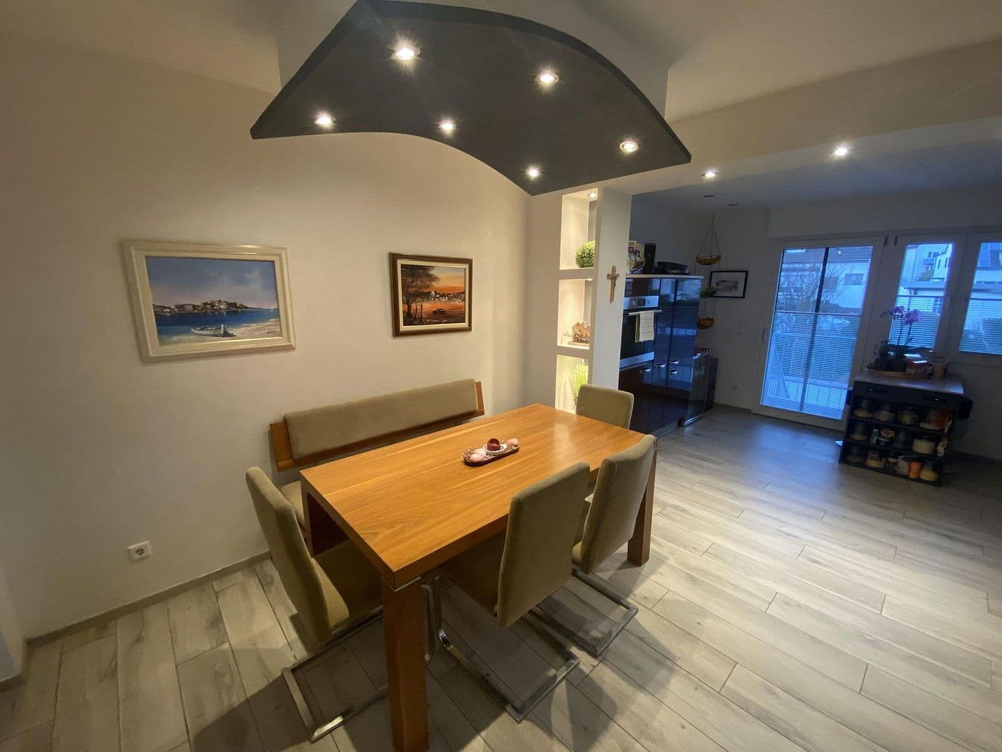 Prodej domu 120 m², pozemek 400 m², An der Schanzenbrücke 14, Duisburg, Severní Porýní-Vestfálsko Prodej domu 120 m², pozemek 400 m², An der Schanzenbrücke 14, Duisburg, Severní Porýní-Vestfálsko