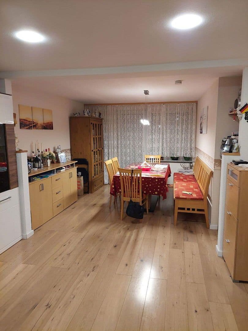 Prodej domu 135 m², pozemek 150 m², Heidenheim an der Brenz, Bádensko-Württembersko Prodej domu 135 m², pozemek 150 m², Heidenheim an der Brenz, Bádensko-Württembersko