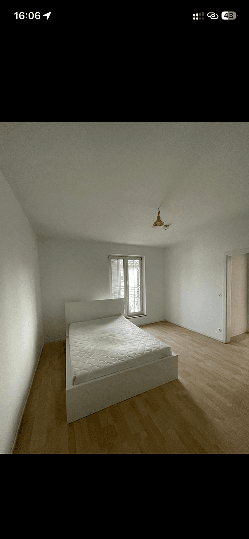 Pronájem bytu 4+1 92 m², Markomannenstrasse 27, Stuttgart, Bádensko-Württembersko Pronájem bytu 4+1 92 m², Markomannenstrasse 27, Stuttgart, Bádensko-Württembersko
