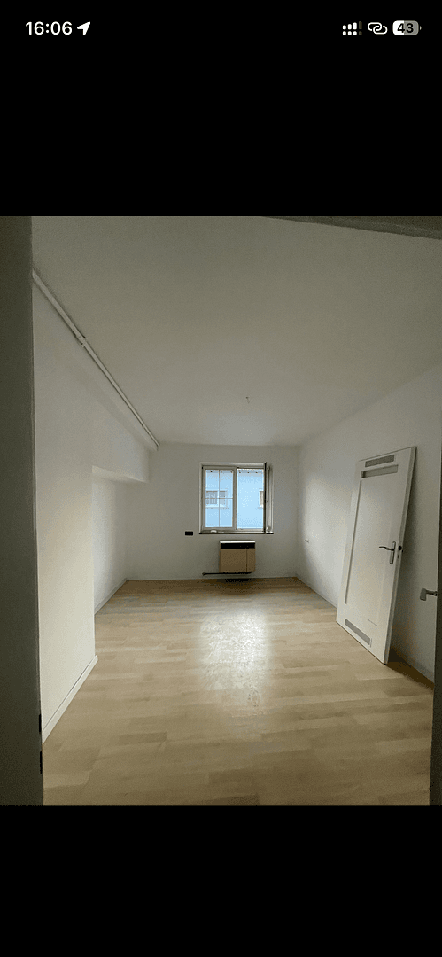 Pronájem bytu 4+1 92 m², Markomannenstrasse 27, Stuttgart, Bádensko-Württembersko Pronájem bytu 4+1 92 m², Markomannenstrasse 27, Stuttgart, Bádensko-Württembersko