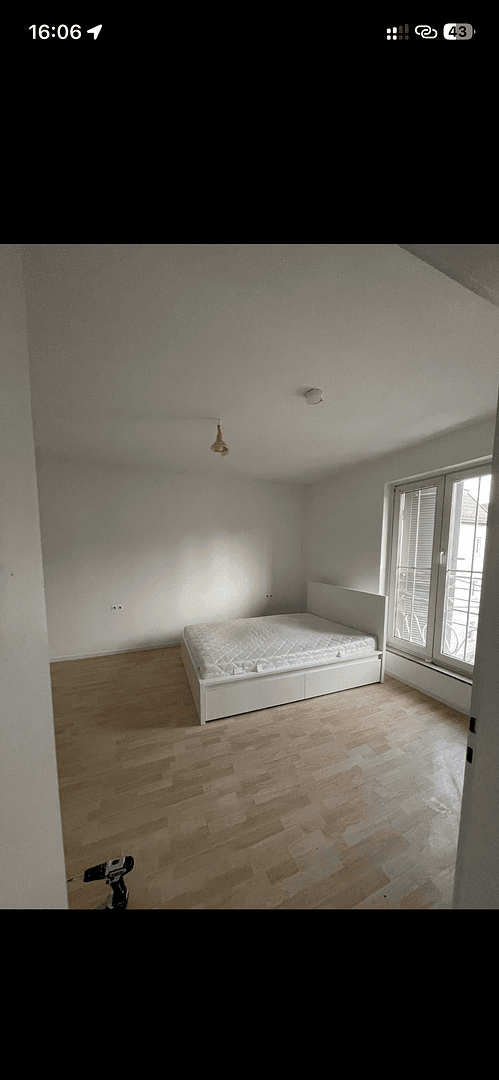 Pronájem bytu 4+1 92 m², Markomannenstrasse 27, Stuttgart, Bádensko-Württembersko Pronájem bytu 4+1 92 m², Markomannenstrasse 27, Stuttgart, Bádensko-Württembersko