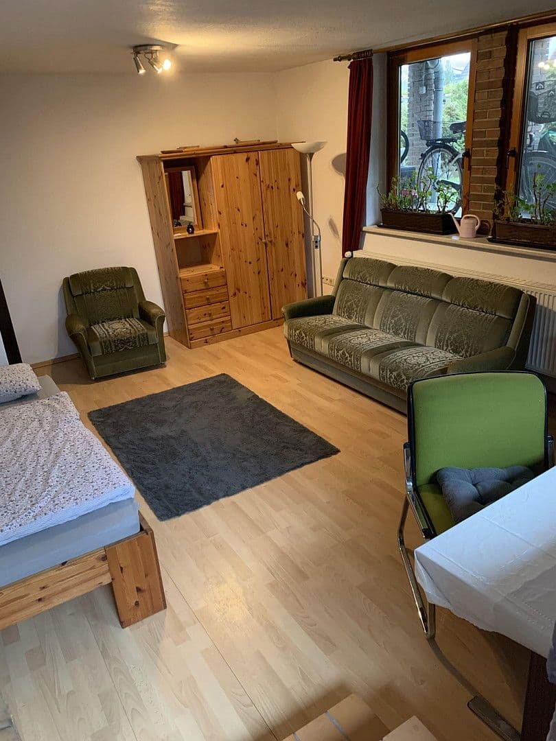 Pronájem bytu 1+1 34 m², Eschborn, Hessen Pronájem bytu 1+1 34 m², Eschborn, Hessen