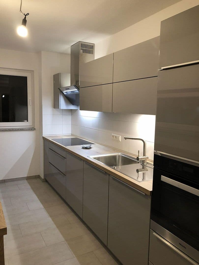 Pronájem bytu 3+1 92 m², Lörrach, Bádensko-Württembersko Pronájem bytu 3+1 92 m², Lörrach, Bádensko-Württembersko