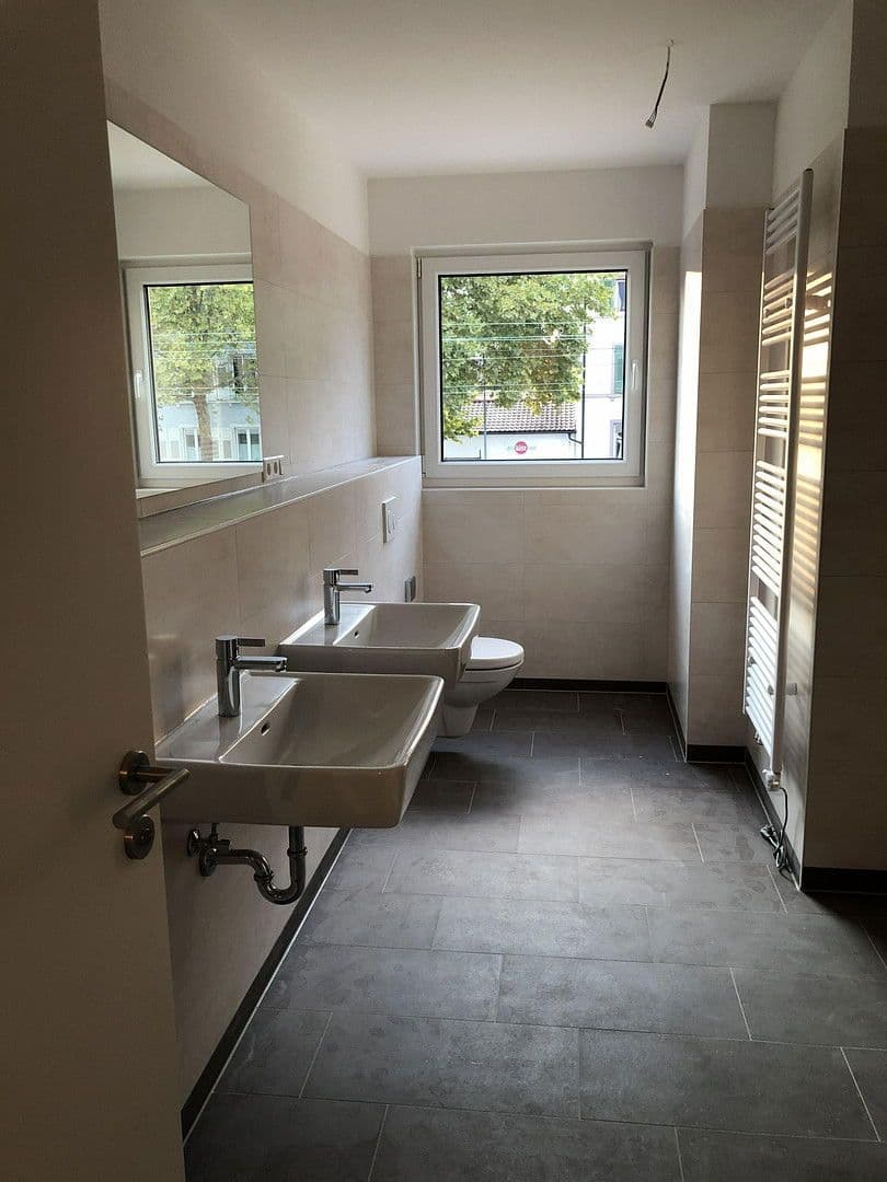 Pronájem bytu 3+1 92 m², Lörrach, Bádensko-Württembersko Pronájem bytu 3+1 92 m², Lörrach, Bádensko-Württembersko