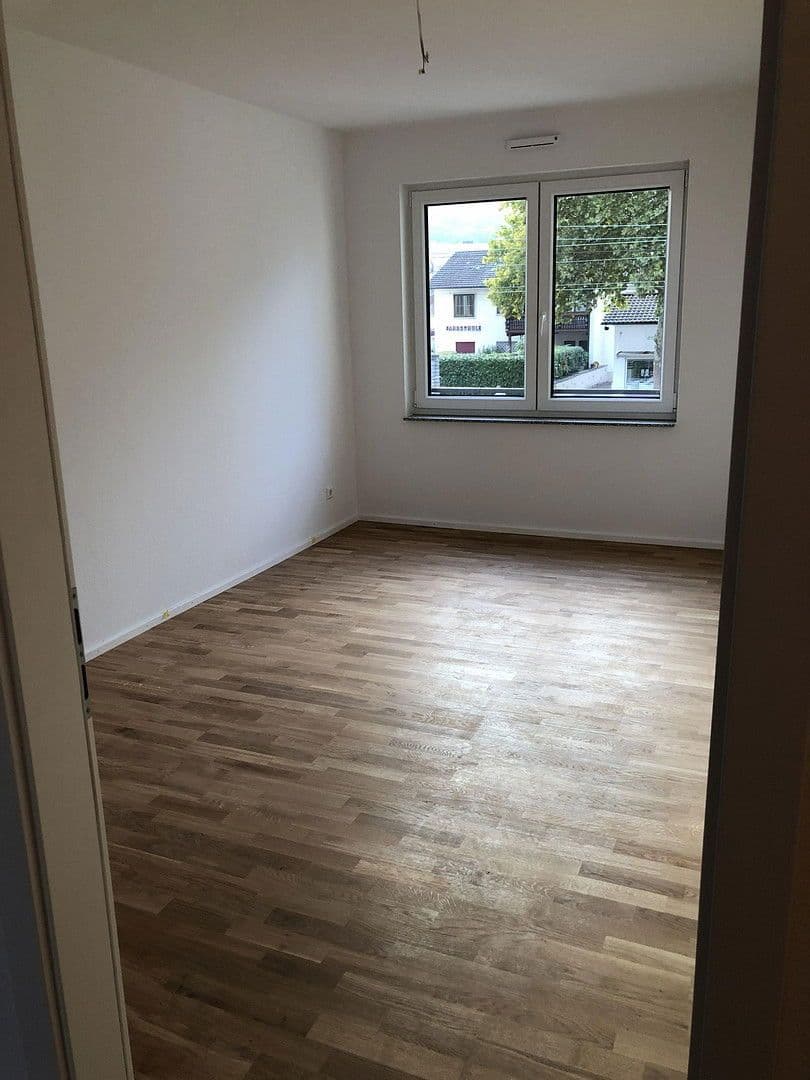 Pronájem bytu 3+1 92 m², Lörrach, Bádensko-Württembersko Pronájem bytu 3+1 92 m², Lörrach, Bádensko-Württembersko