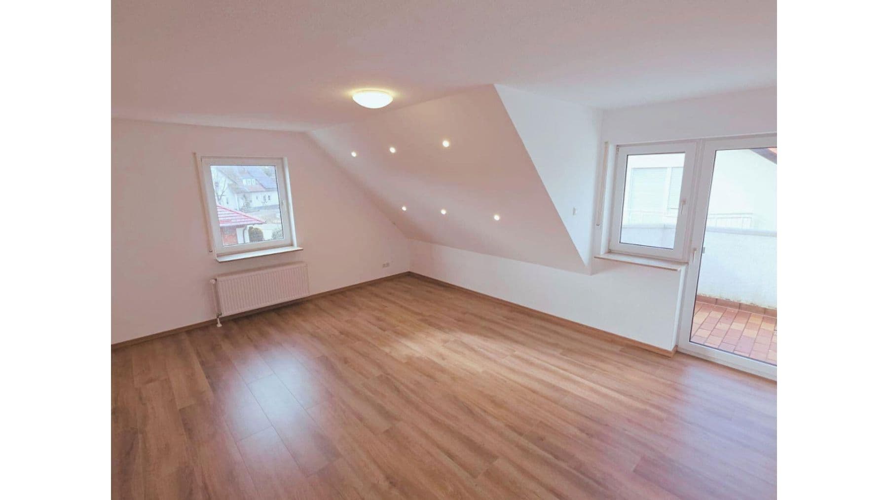 Prodej bytu 3+1 66 m², Landau in der Pfalz, Porýní-Falc Prodej bytu 3+1 66 m², Landau in der Pfalz, Porýní-Falc