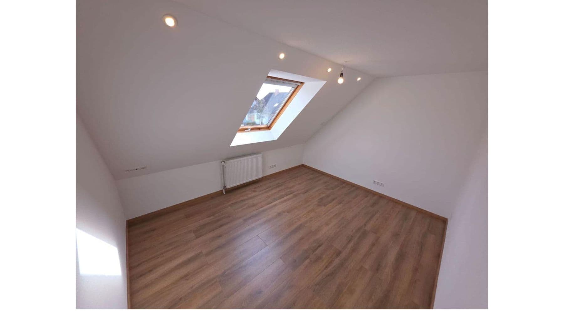 Prodej bytu 3+1 66 m², Landau in der Pfalz, Porýní-Falc Prodej bytu 3+1 66 m², Landau in der Pfalz, Porýní-Falc