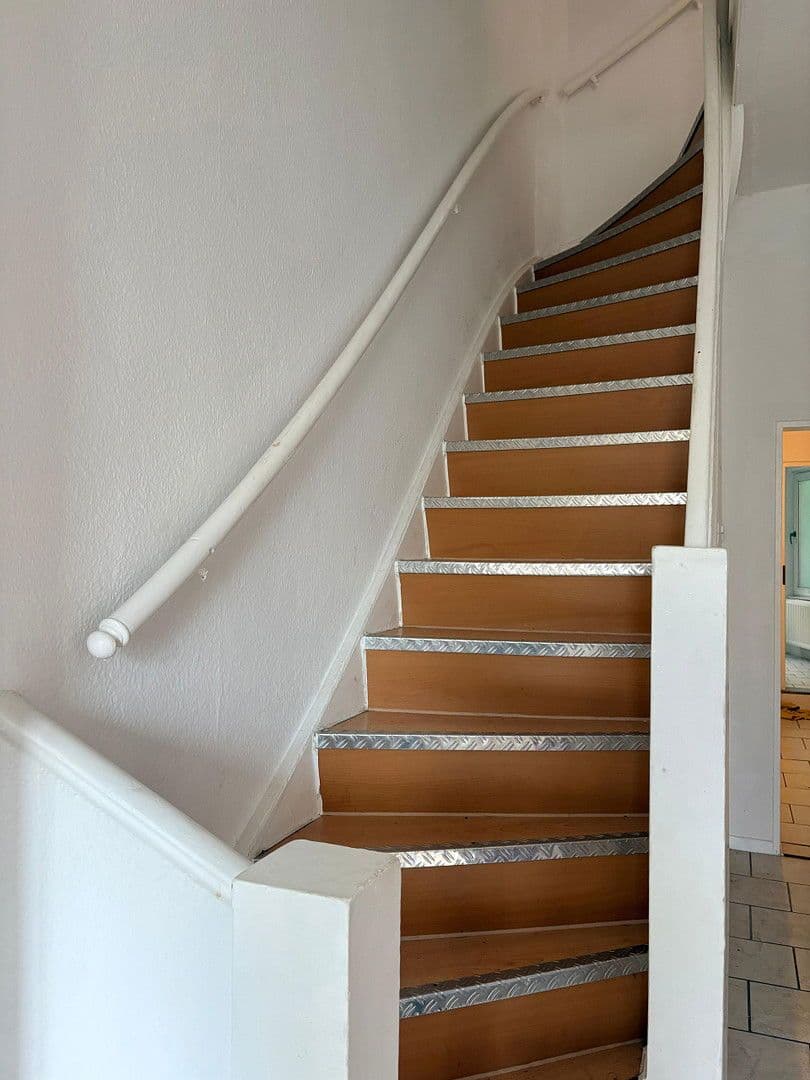 Prodej domu 110 m², pozemek 103 m², Osterfeuerbergstr. 24, Bremen, Bremen Prodej domu 110 m², pozemek 103 m², Osterfeuerbergstr. 24, Bremen, Bremen