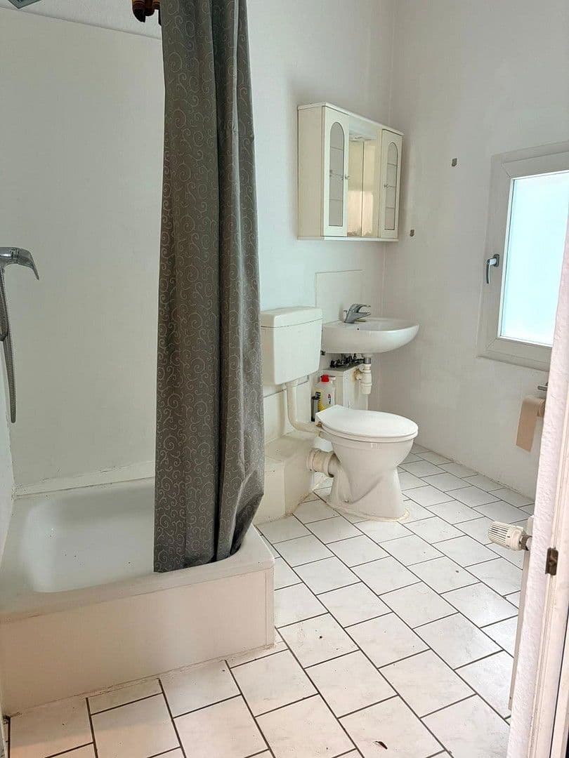 Prodej domu 110 m², pozemek 103 m², Osterfeuerbergstr. 24, Bremen, Bremen Prodej domu 110 m², pozemek 103 m², Osterfeuerbergstr. 24, Bremen, Bremen