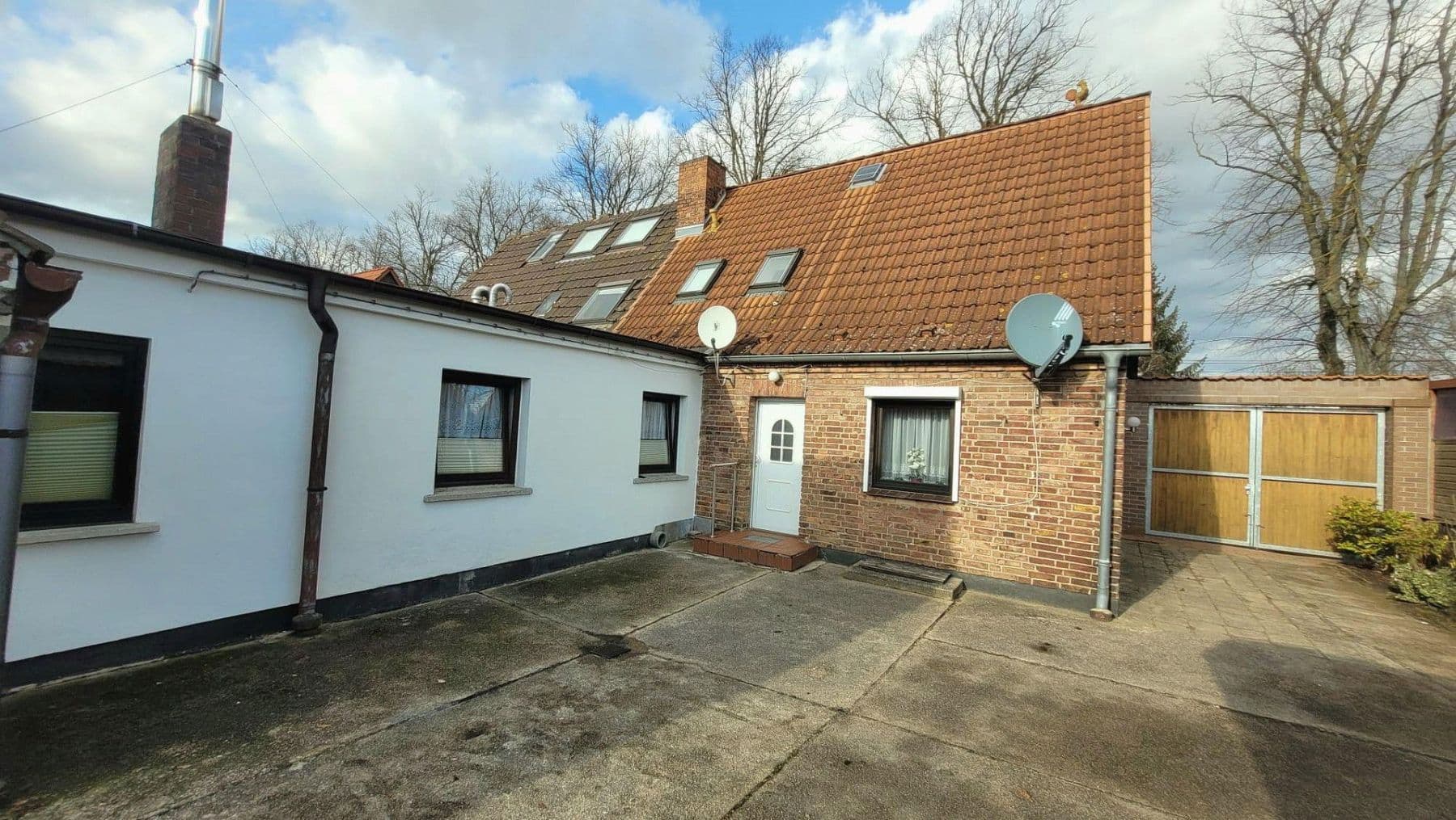 Prodej domu 85 m², pozemek 600 m², Rostock, Mecklenburg-Vorpommern Prodej domu 85 m², pozemek 600 m², Rostock, Mecklenburg-Vorpommern