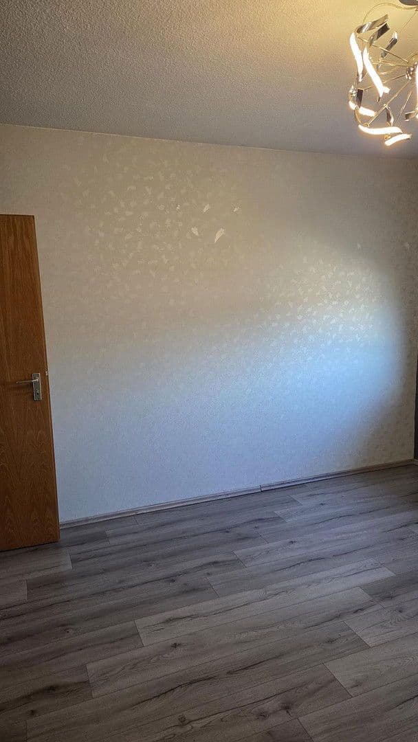 Pronájem bytu 3+1 74 m², Kurfürstenstraße 12, Duisburg, Severní Porýní-Vestfálsko Pronájem bytu 3+1 74 m², Kurfürstenstraße 12, Duisburg, Severní Porýní-Vestfálsko