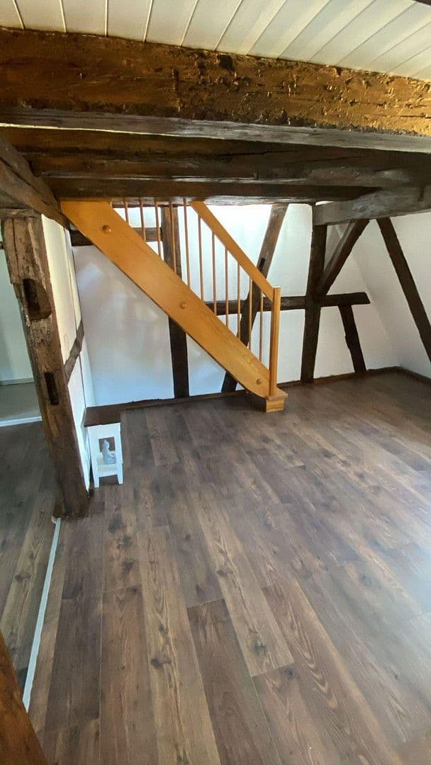 Pronájem bytu 2+1 60 m², Rathhausstr., Weissach, Bádensko-Württembersko Pronájem bytu 2+1 60 m², Rathhausstr., Weissach, Bádensko-Württembersko