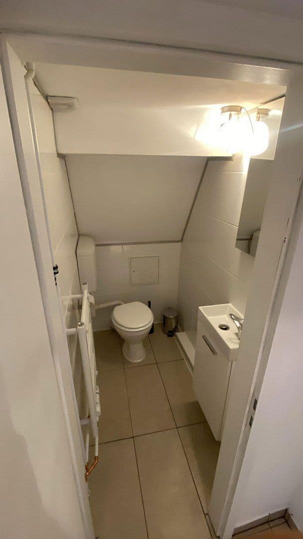 Pronájem bytu 2+1 60 m², Rathhausstr., Weissach, Bádensko-Württembersko Pronájem bytu 2+1 60 m², Rathhausstr., Weissach, Bádensko-Württembersko