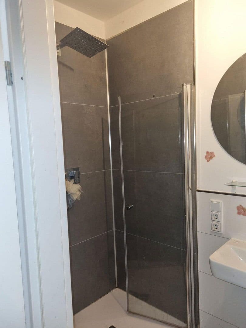 Pronájem bytu 2+1 46 m², Wuppertal, Severní Porýní-Vestfálsko Pronájem bytu 2+1 46 m², Wuppertal, Severní Porýní-Vestfálsko