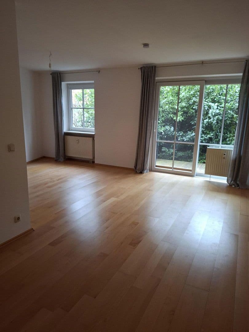 Prodej bytu 2+1 55 m², Haimhausen, Bavorsko Prodej bytu 2+1 55 m², Haimhausen, Bavorsko