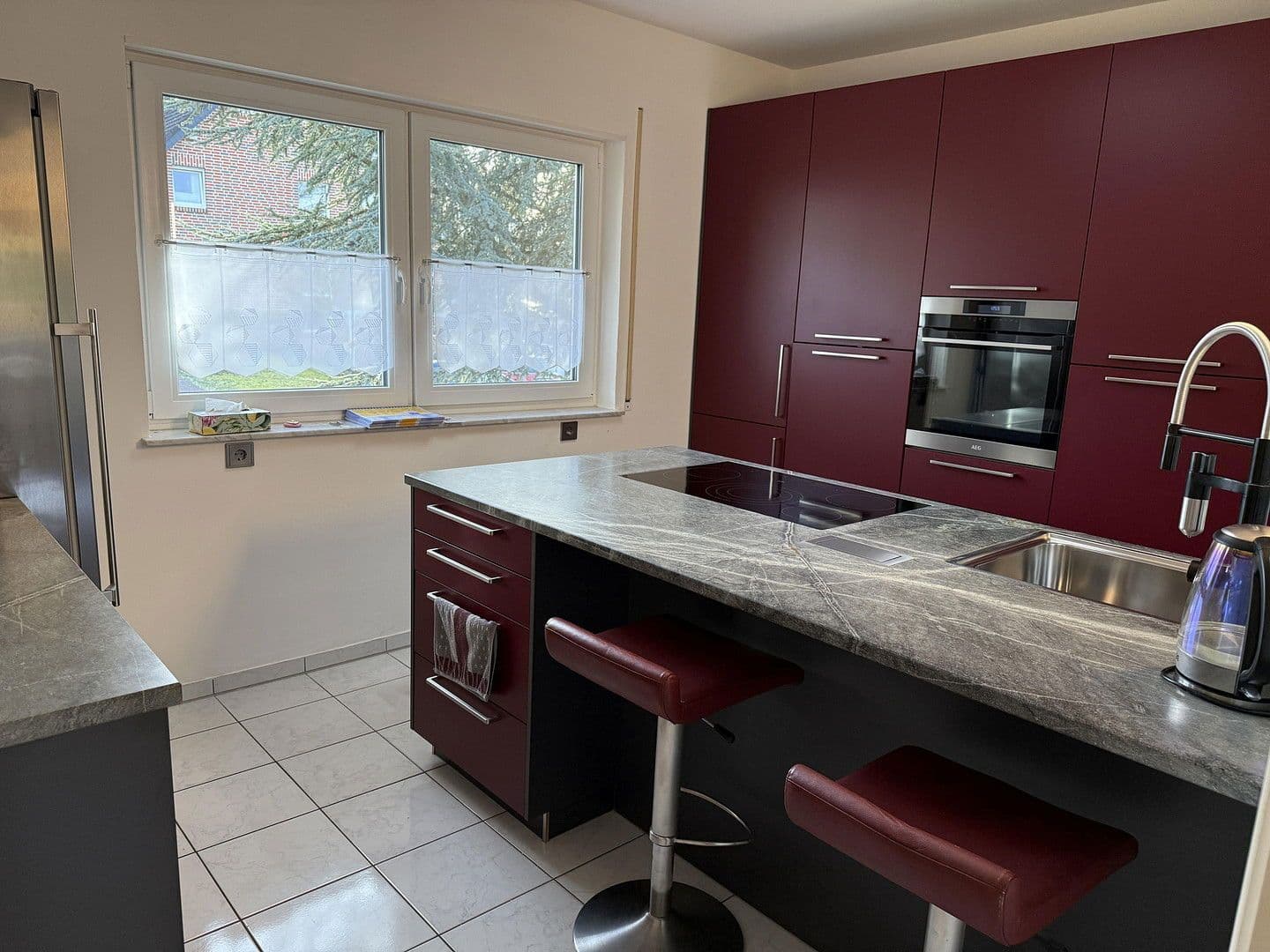 Prodej domu 240 m², pozemek 992 m², Weyerbusch, Porýní-Falc Prodej domu 240 m², pozemek 992 m², Weyerbusch, Porýní-Falc