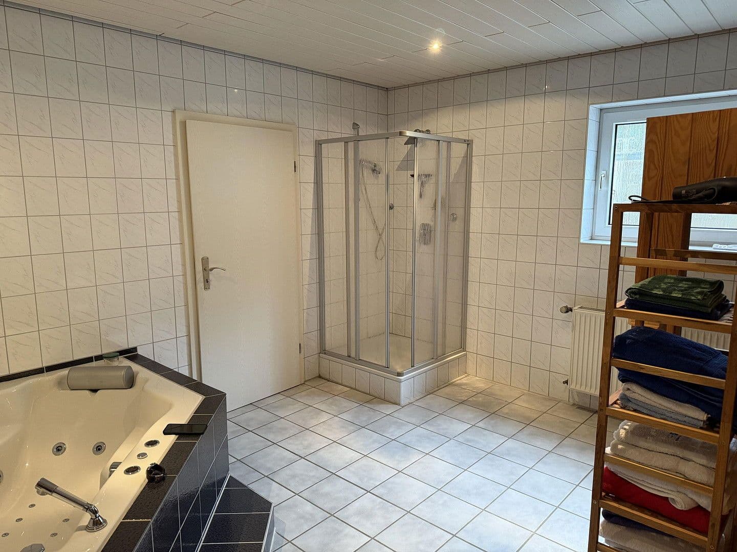 Prodej domu 240 m², pozemek 992 m², Weyerbusch, Porýní-Falc Prodej domu 240 m², pozemek 992 m², Weyerbusch, Porýní-Falc