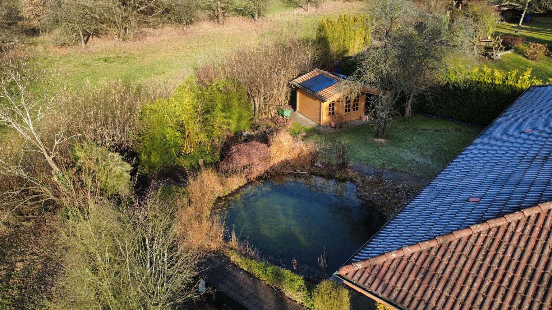 Prodej domu 240 m², pozemek 992 m², Weyerbusch, Porýní-Falc Prodej domu 240 m², pozemek 992 m², Weyerbusch, Porýní-Falc