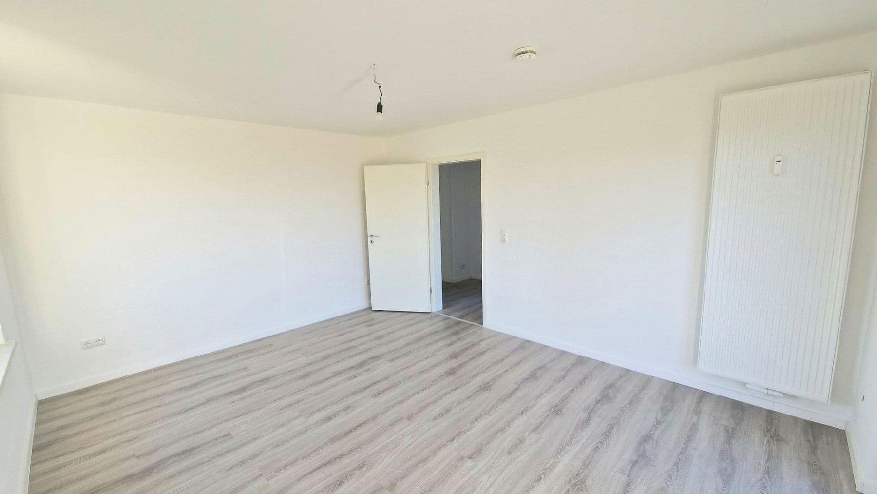 Pronájem bytu 2+1 63 m², Deensen, Dolní Sasko Pronájem bytu 2+1 63 m², Deensen, Dolní Sasko
