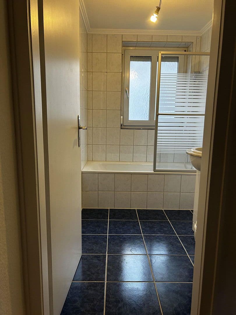 Pronájem bytu 2+1 52 m², Lessingstrasse 5, Tuttlingen, Bádensko-Württembersko Pronájem bytu 2+1 52 m², Lessingstrasse 5, Tuttlingen, Bádensko-Württembersko