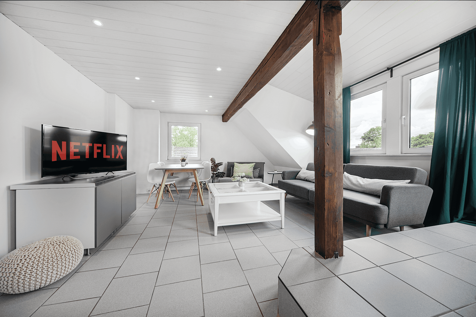 Pronájem bytu 3+1 80 m², Essen, Severní Porýní-Vestfálsko Pronájem bytu 3+1 80 m², Essen, Severní Porýní-Vestfálsko