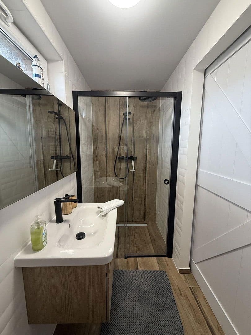 Prodej domu 190 m², pozemek 900 m², Dranske, Mecklenburg-Vorpommern Prodej domu 190 m², pozemek 900 m², Dranske, Mecklenburg-Vorpommern