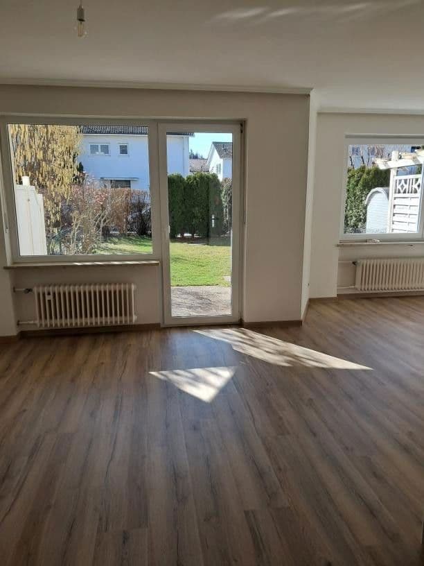 Pronájem domu 130 m², pozemek 237 m², Planegg, Bavorsko Pronájem domu 130 m², pozemek 237 m², Planegg, Bavorsko