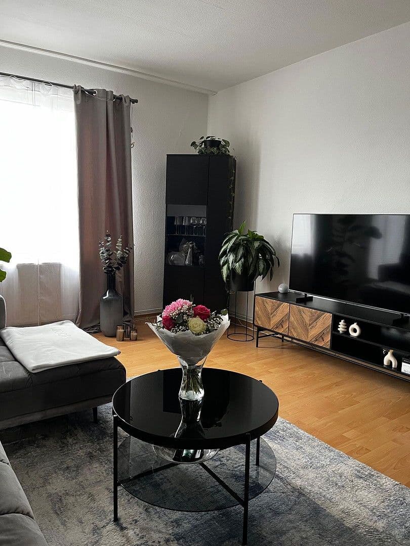 Pronájem bytu 2+1 51 m², Berliner Allee 59, Hannover, Dolní Sasko Pronájem bytu 2+1 51 m², Berliner Allee 59, Hannover, Dolní Sasko