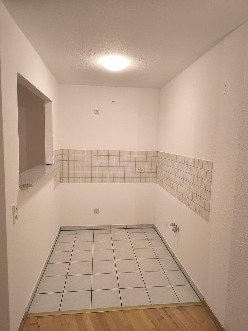 Prodej bytu 3+1 74 m², Niedererdstraße, Ludwigshafen am Rhein, Porýní-Falc Prodej bytu 3+1 74 m², Niedererdstraße, Ludwigshafen am Rhein, Porýní-Falc