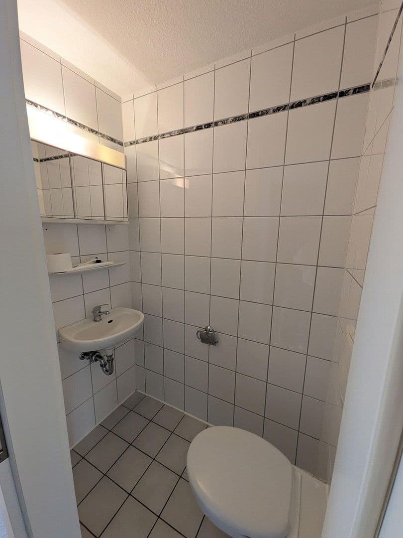 Prodej bytu 3+1 74 m², Niedererdstraße, Ludwigshafen am Rhein, Porýní-Falc Prodej bytu 3+1 74 m², Niedererdstraße, Ludwigshafen am Rhein, Porýní-Falc