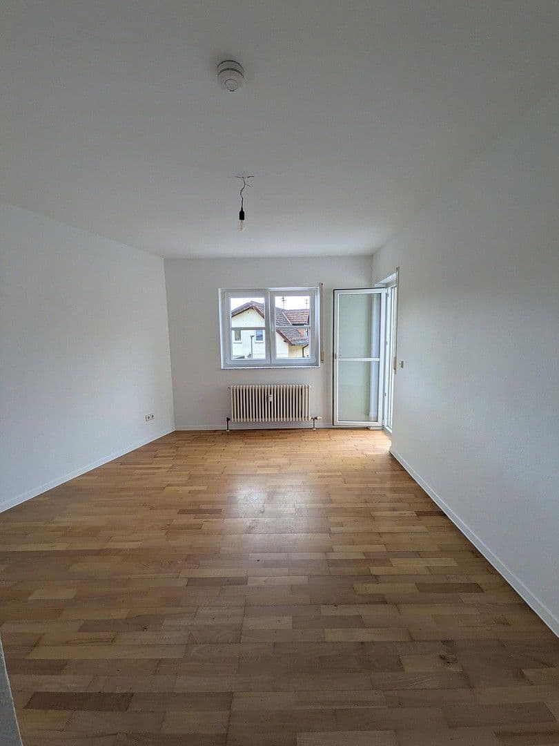 Prodej bytu 3+1 74 m², Niedererdstraße, Ludwigshafen am Rhein, Porýní-Falc Prodej bytu 3+1 74 m², Niedererdstraße, Ludwigshafen am Rhein, Porýní-Falc