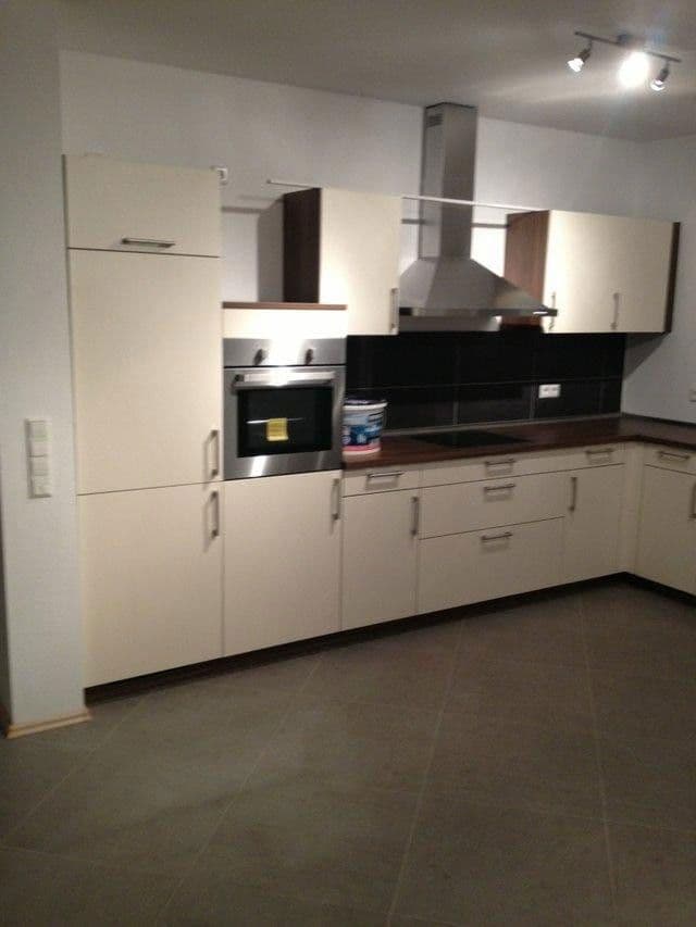 Pronájem domu 255 m², pozemek 300 m², Kirchstr. 16b, Reichenbach-Steegen, Porýní-Falc Pronájem domu 255 m², pozemek 300 m², Kirchstr. 16b, Reichenbach-Steegen, Porýní-Falc