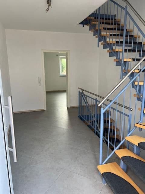 Pronájem domu 255 m², pozemek 300 m², Kirchstr. 16b, Reichenbach-Steegen, Porýní-Falc Pronájem domu 255 m², pozemek 300 m², Kirchstr. 16b, Reichenbach-Steegen, Porýní-Falc