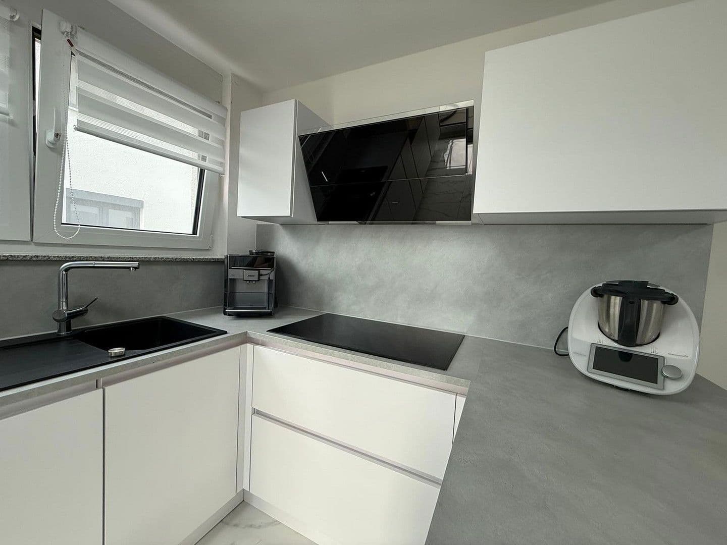 Prodej bytu 4+1 79 m², Käthe-Kollwitz-Str. 2, Holzgerlingen, Bádensko-Württembersko Prodej bytu 4+1 79 m², Käthe-Kollwitz-Str. 2, Holzgerlingen, Bádensko-Württembersko