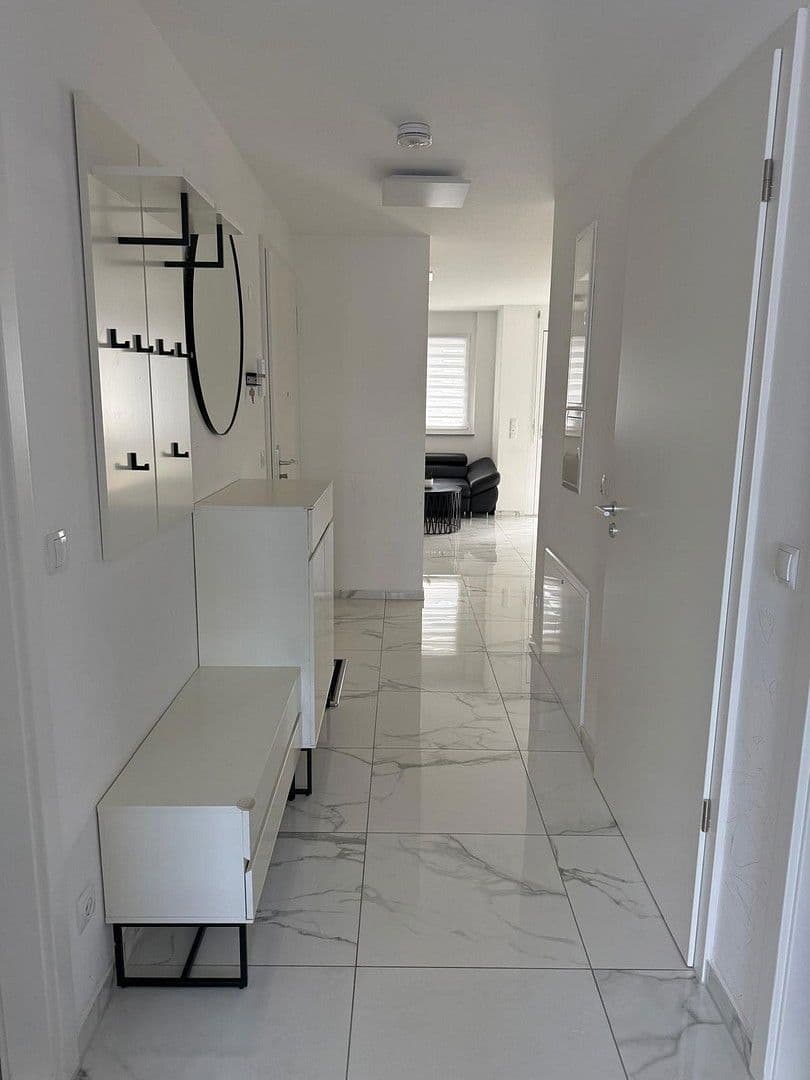 Prodej bytu 4+1 79 m², Käthe-Kollwitz-Str. 2, Holzgerlingen, Bádensko-Württembersko Prodej bytu 4+1 79 m², Käthe-Kollwitz-Str. 2, Holzgerlingen, Bádensko-Württembersko