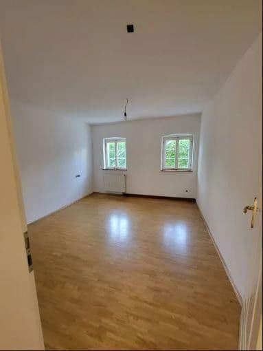 Prodej domu 206 m², pozemek 564 m², Rot am See, Bádensko-Württembersko Prodej domu 206 m², pozemek 564 m², Rot am See, Bádensko-Württembersko