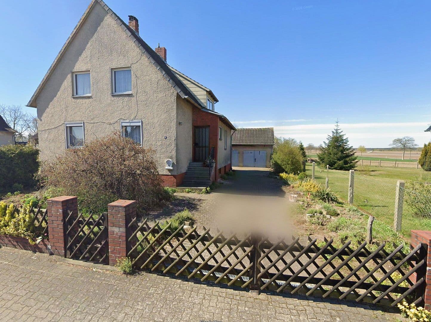 Prodej domu 150 m², pozemek 2.500 m², Bergstraße 4, Bahrdorf, Dolní Sasko Prodej domu 150 m², pozemek 2.500 m², Bergstraße 4, Bahrdorf, Dolní Sasko