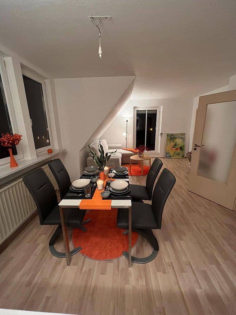 Pronájem bytu 3+1 78 m², August-Bebel-Straße 182 A, Grünhain-Beierfeld, Sasko Pronájem bytu 3+1 78 m², August-Bebel-Straße 182 A, Grünhain-Beierfeld, Sasko