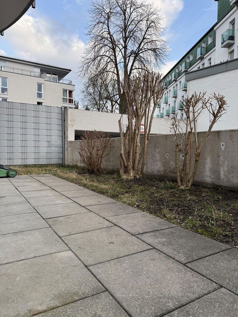 Pronájem bytu 2+1 57 m², Gärtnerstraße 31, Augsburg, Bavorsko Pronájem bytu 2+1 57 m², Gärtnerstraße 31, Augsburg, Bavorsko