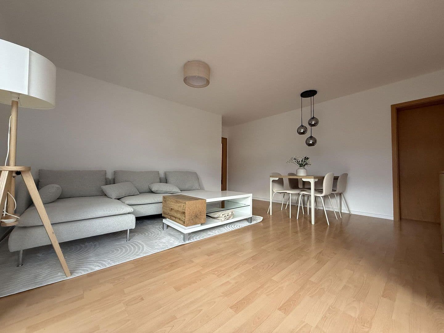 Pronájem bytu 2+1 57 m², Gärtnerstraße 31, Augsburg, Bavorsko Pronájem bytu 2+1 57 m², Gärtnerstraße 31, Augsburg, Bavorsko