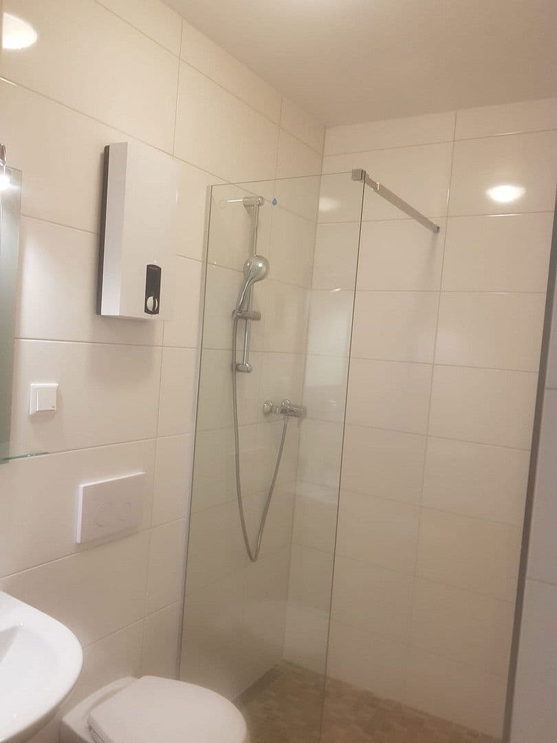 Pronájem bytu 3+1 68 m², Allmendestraße 1, Moers, Severní Porýní-Vestfálsko Pronájem bytu 3+1 68 m², Allmendestraße 1, Moers, Severní Porýní-Vestfálsko