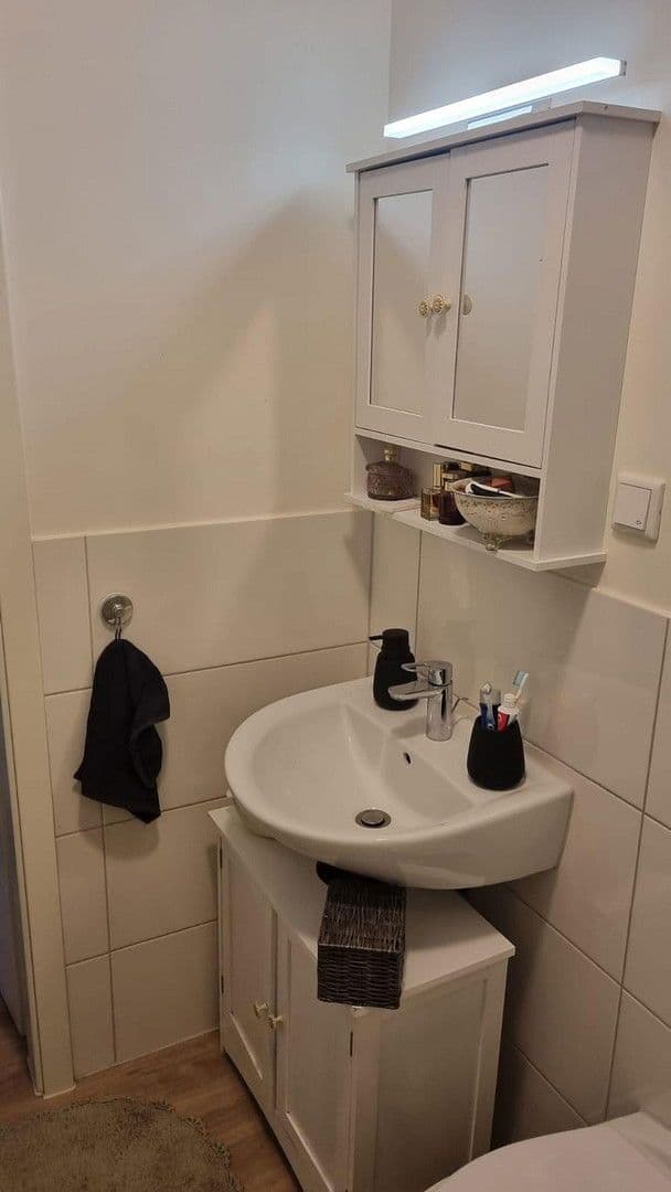 Pronájem bytu 3+1 68 m², Allmendestraße 1, Moers, Severní Porýní-Vestfálsko Pronájem bytu 3+1 68 m², Allmendestraße 1, Moers, Severní Porýní-Vestfálsko