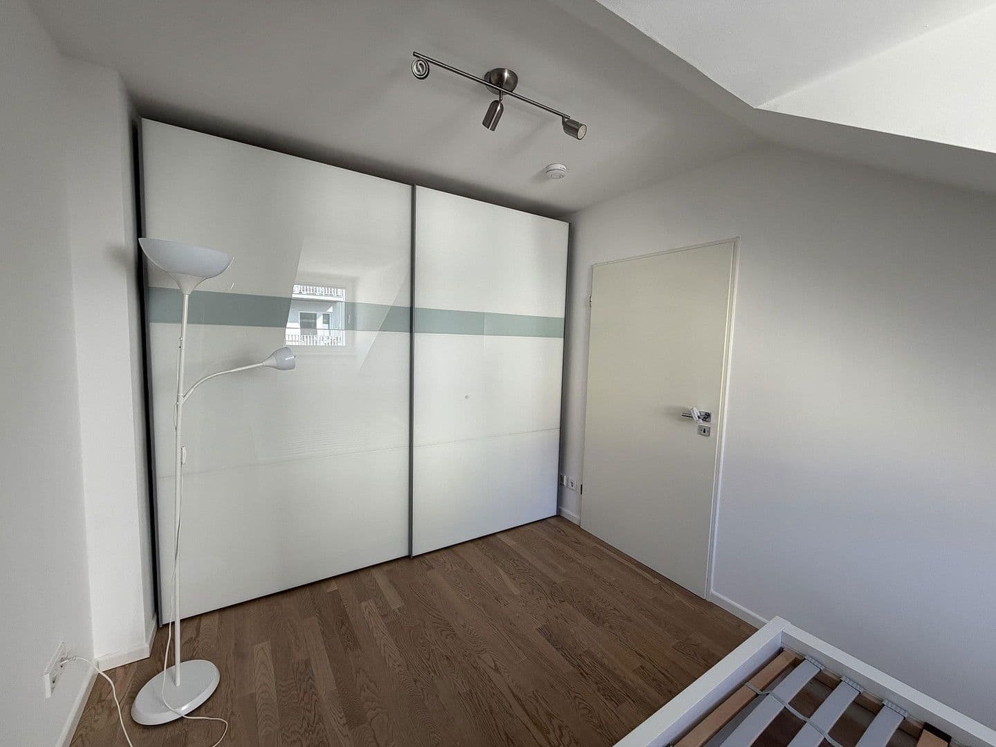 Pronájem bytu 3+1 60 m², München, Bavorsko Pronájem bytu 3+1 60 m², München, Bavorsko