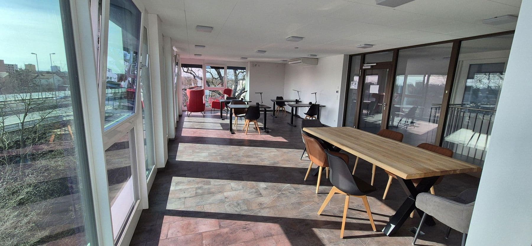 Pronájem bytu 1+1 29 m², Erlangen, Bavorsko Pronájem bytu 1+1 29 m², Erlangen, Bavorsko