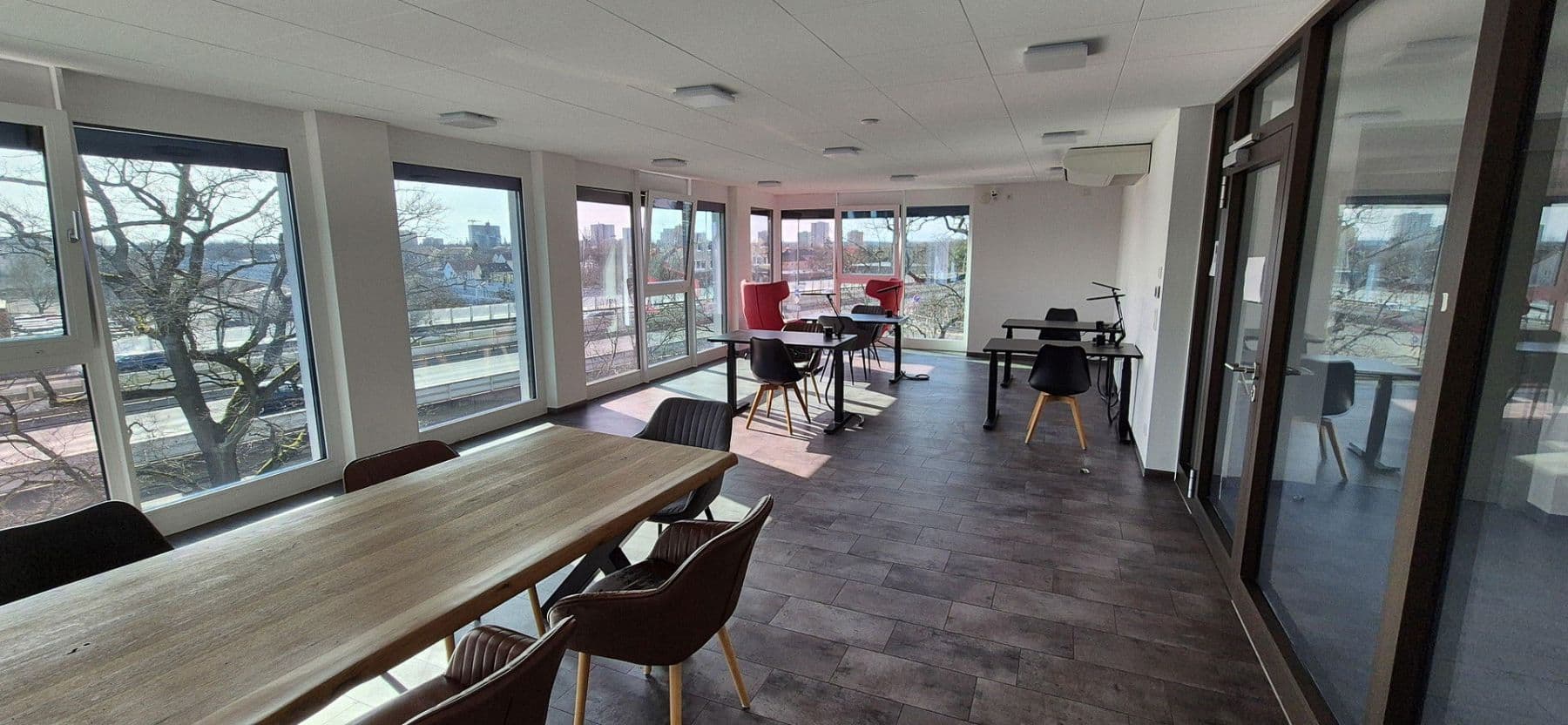 Pronájem bytu 1+1 29 m², Erlangen, Bavorsko Pronájem bytu 1+1 29 m², Erlangen, Bavorsko