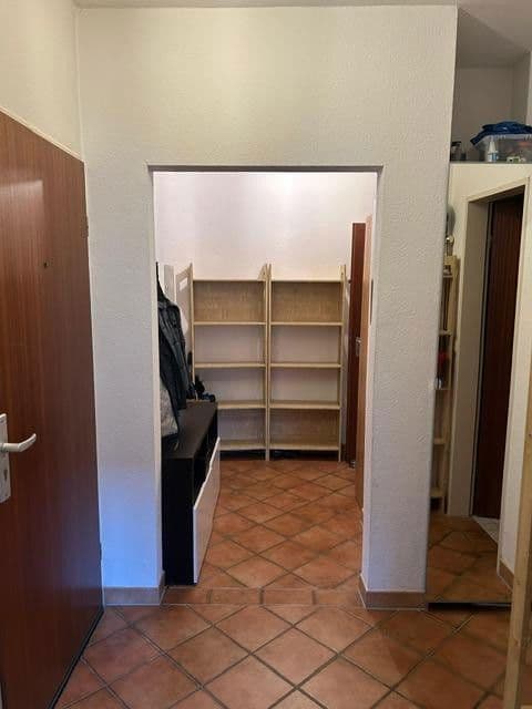 Pronájem bytu 2+1 64 m², Riedrain 9, Frankfurt, Hessen Pronájem bytu 2+1 64 m², Riedrain 9, Frankfurt, Hessen